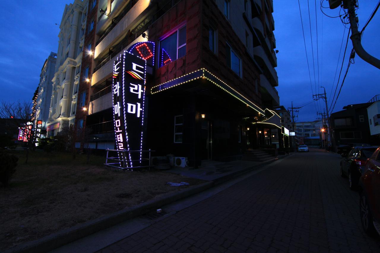 Drama Motel Boryeong Eksteriør bilde